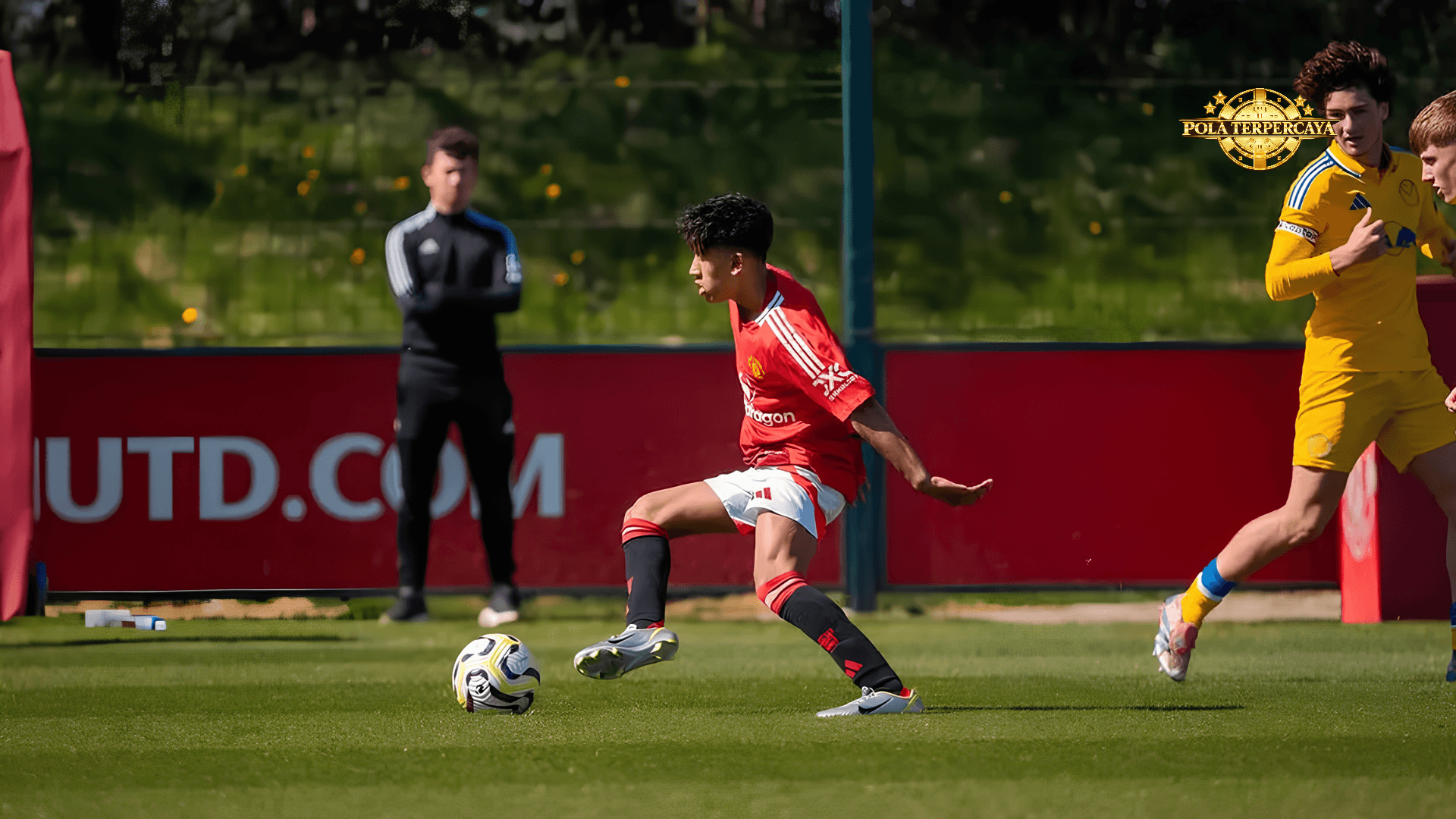 Manchester United Terancam Kehilangan Wonderkid JJ Gabriel, Kompensasi Bisa Rp7 Miliar